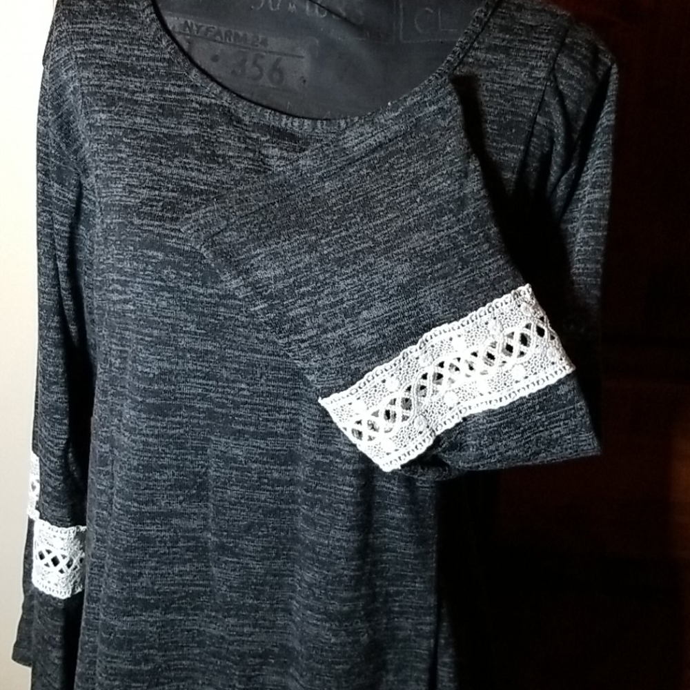 Keyhole tunic - Picture 3 of 5